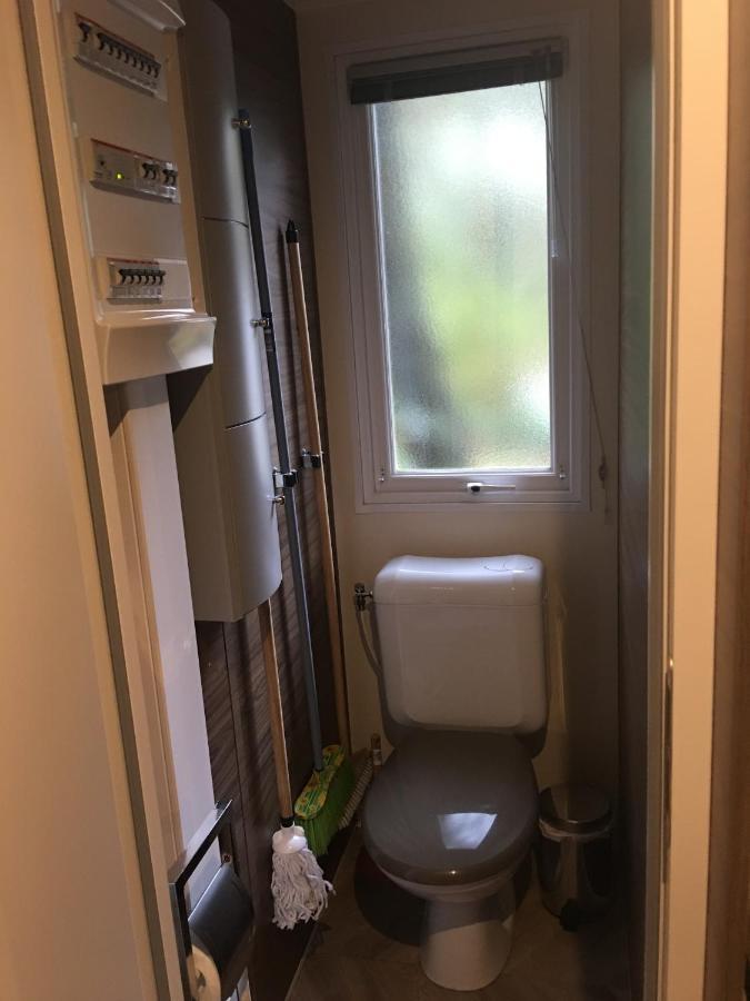 Mobilhome Familial 6 A 7 P 3 Chambres 42 M2 Saint Brevin Les Pierres Couchees Экстерьер фото